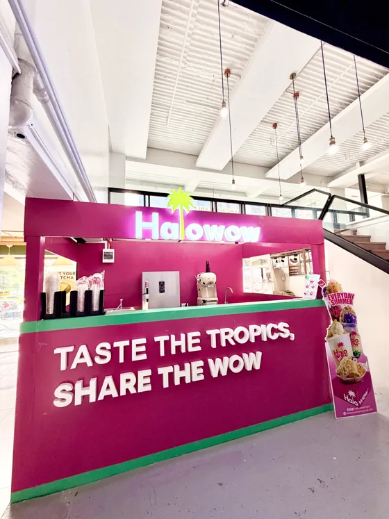 A Halowow mall kiosk in Quezon City