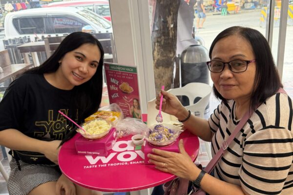 Happy customers enjoying Halo-Halo dessert at Halowow Taytay Rizal Philippines